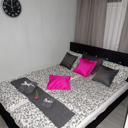 Apartament Junior Varšava Exteriér fotografie